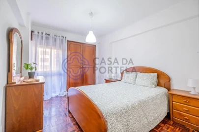 Apartamento T1 para Venda em Cacém e São Marcos