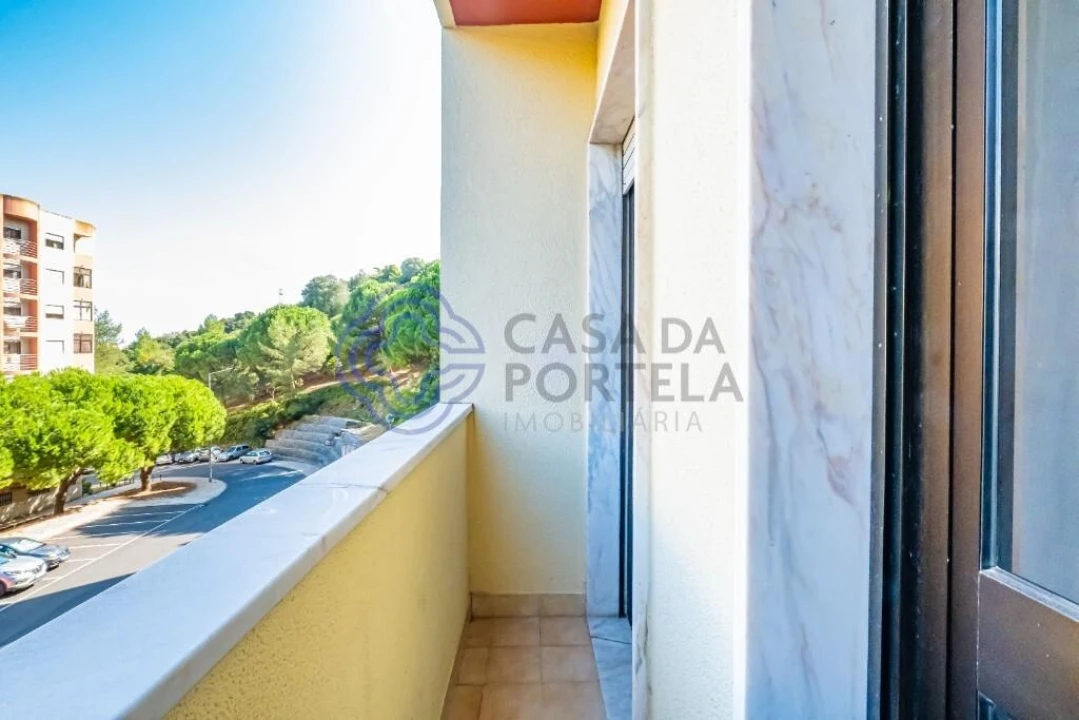 Apartamento T1 para Venda em Cacém e São Marcos Foto 9