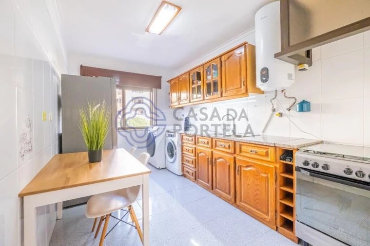 Apartamento T1 para Venda em Cacém e São Marcos Foto 10