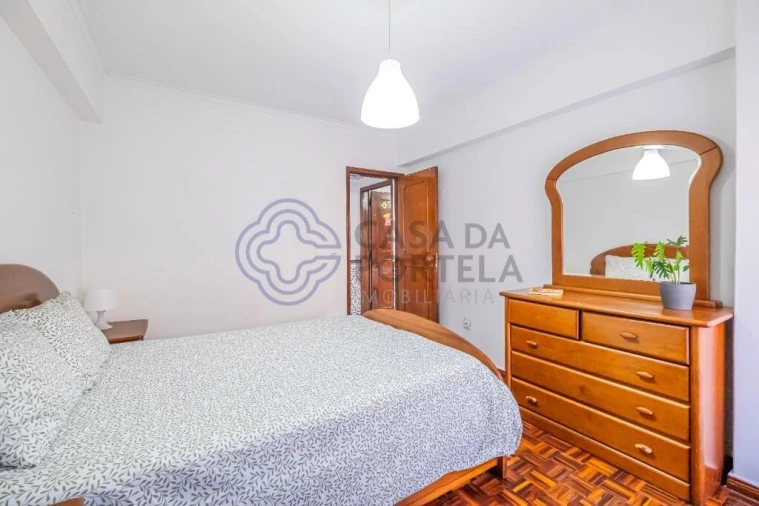 Apartamento T1 para Venda em Cacém e São Marcos Foto 2