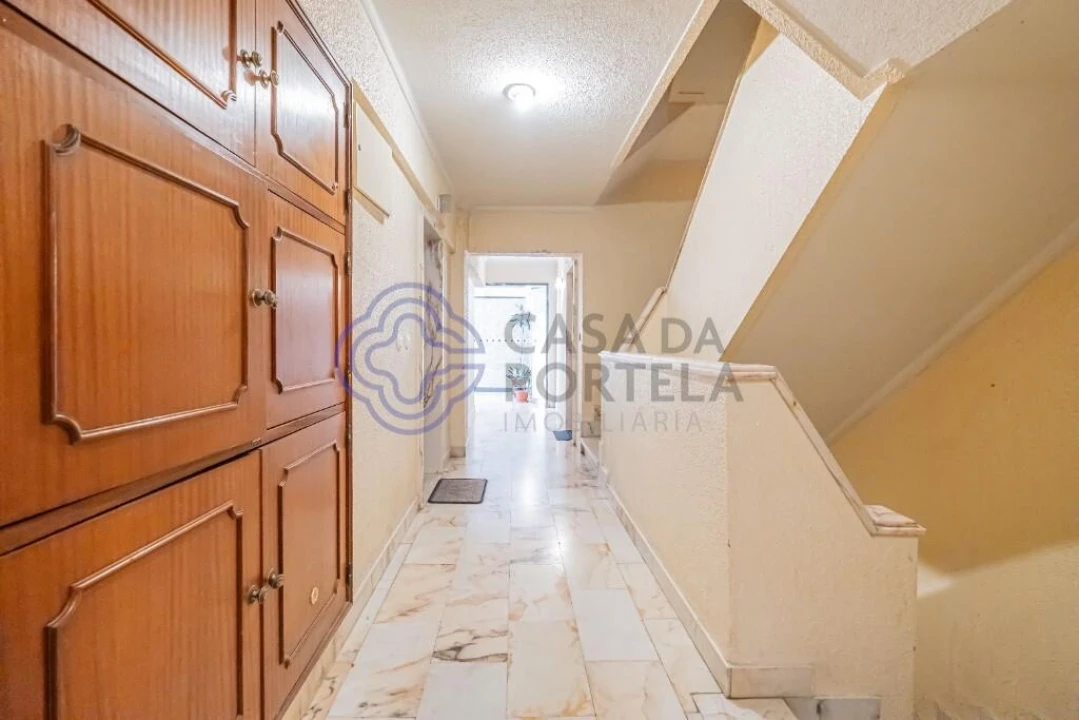 Apartamento T1 para Venda em Cacém e São Marcos Foto 28