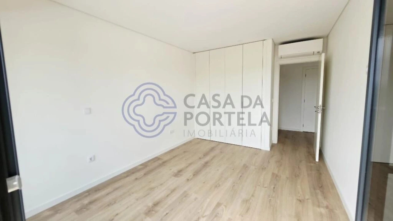 Apartamento T2 para Venda em Viseu Foto 11