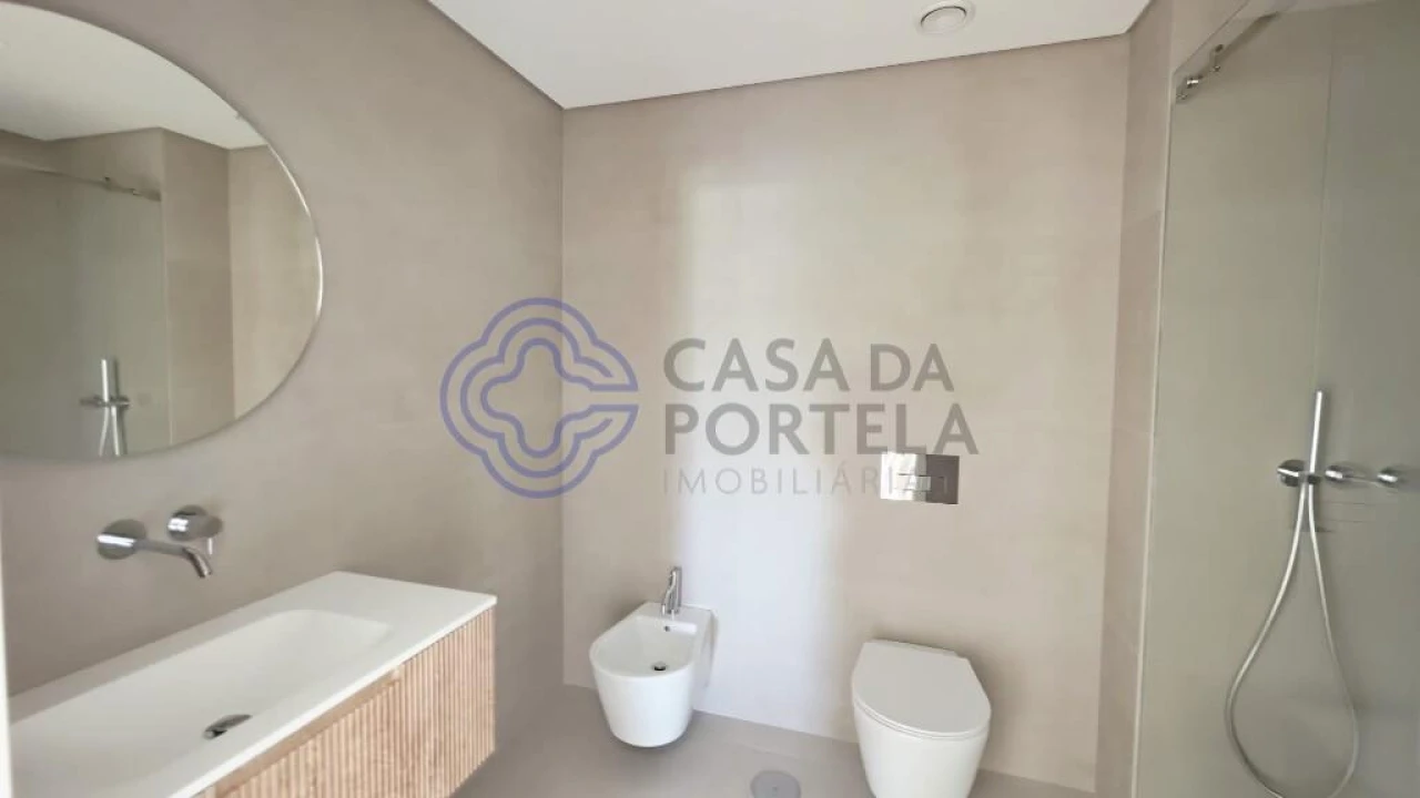 Apartamento T2 para Venda em Viseu Foto 12