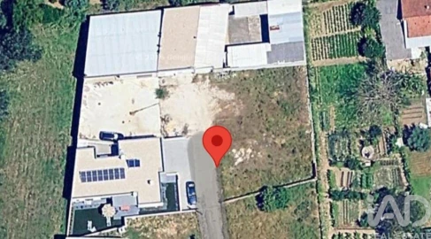 Terreno para Venda em Parceiros e Azoia