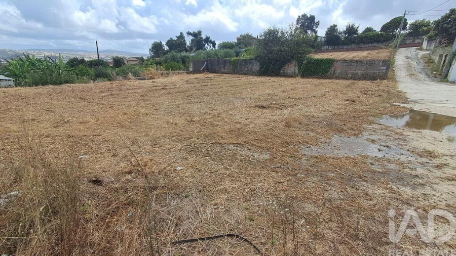 Terreno para Venda em Parceiros e Azoia Foto 4