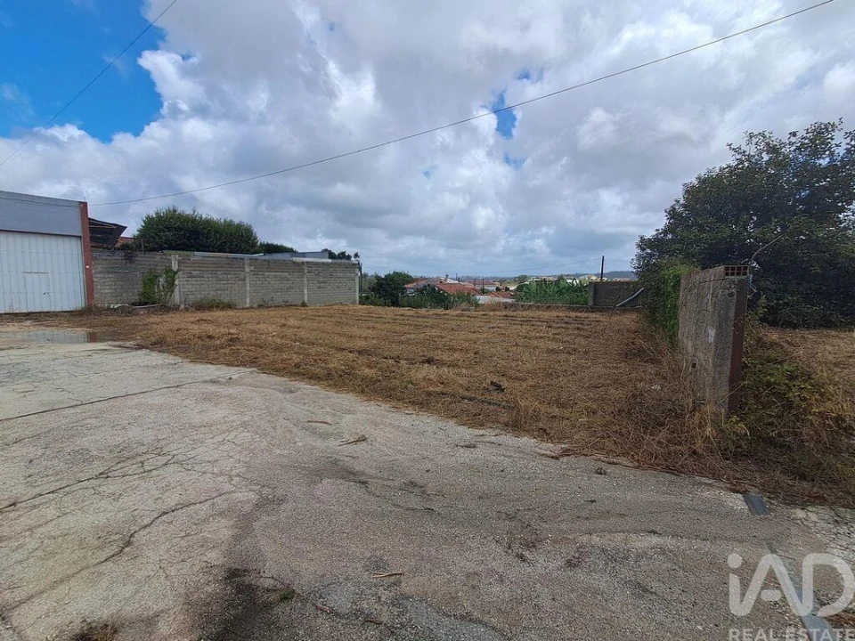 Terreno para Venda em Parceiros e Azoia Foto 2