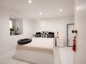 Apartamento T5 para Venda em Arroios