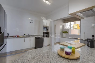 Apartamento T3 para Venda em Portimão