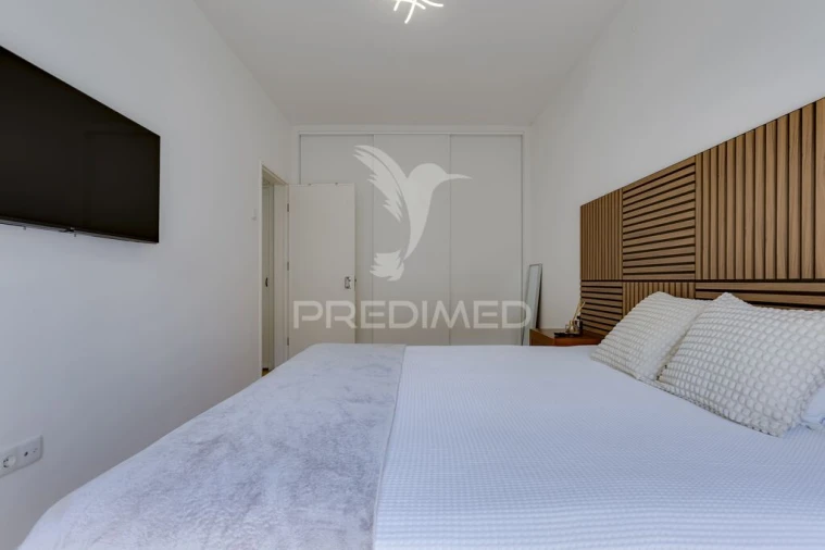 Apartamento T3 para Venda em Portimão Foto 16