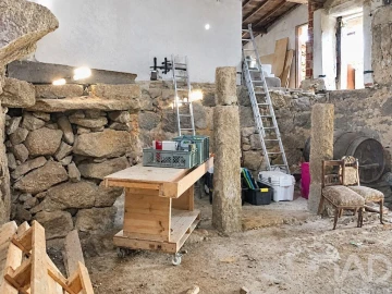 Moradia T2 para Venda em Ervedal e Vila Franca da Beira