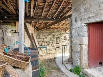 Moradia T2 para Venda em Ervedal e Vila Franca da Beira