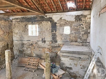Moradia T2 para Venda em Ervedal e Vila Franca da Beira