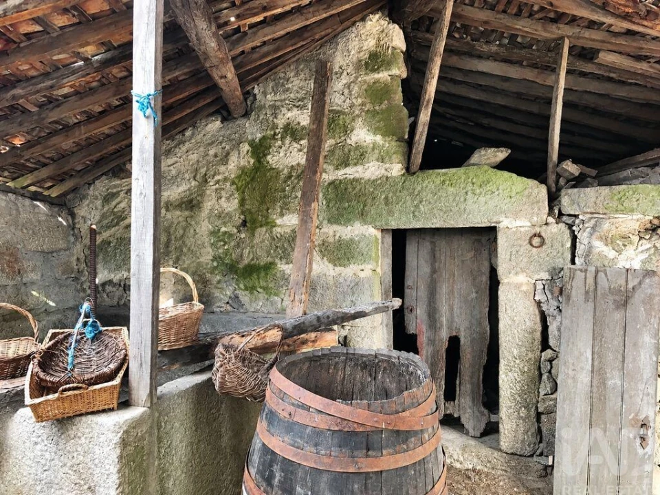 Moradia T2 para Venda em Ervedal e Vila Franca da Beira Foto 26