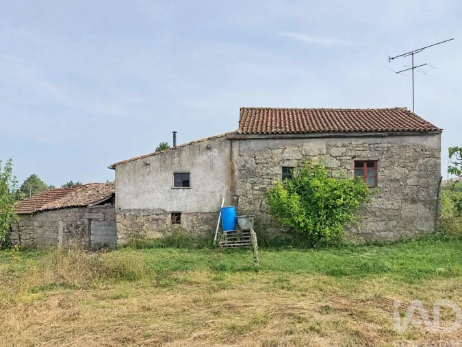 Moradia T2 para Venda em Ervedal e Vila Franca da Beira Foto 35