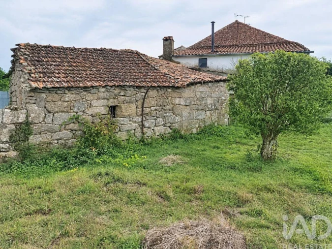 Moradia T2 para Venda em Ervedal e Vila Franca da Beira Foto 34