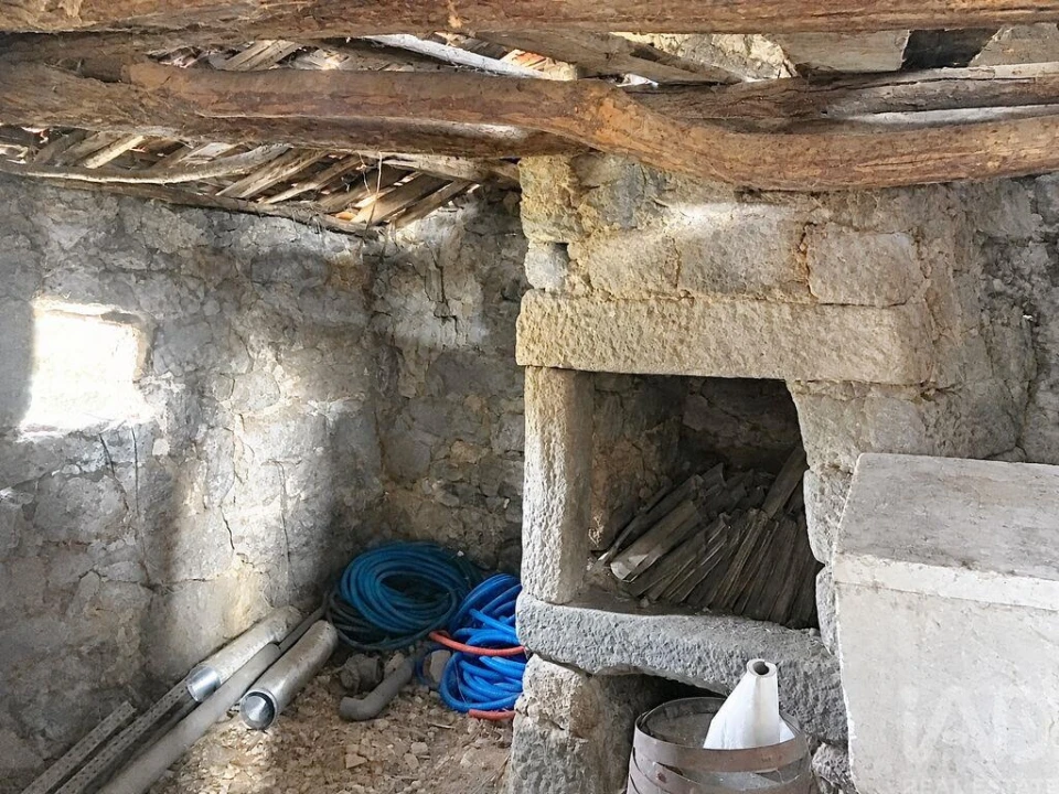 Moradia T2 para Venda em Ervedal e Vila Franca da Beira Foto 27