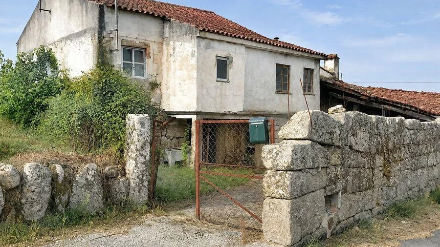 Moradia T2 para Venda em Ervedal e Vila Franca da Beira