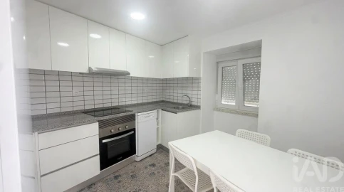 Moradia T2 para Venda em Freiria