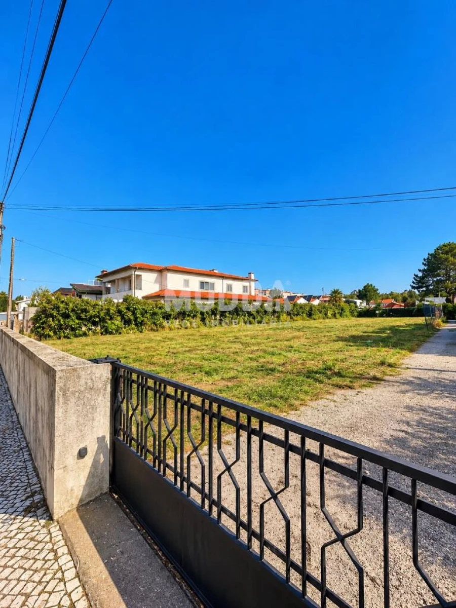 Terreno para Venda em Ovar, São João, Arada e São Vicente de Pereira Jusã Foto 2