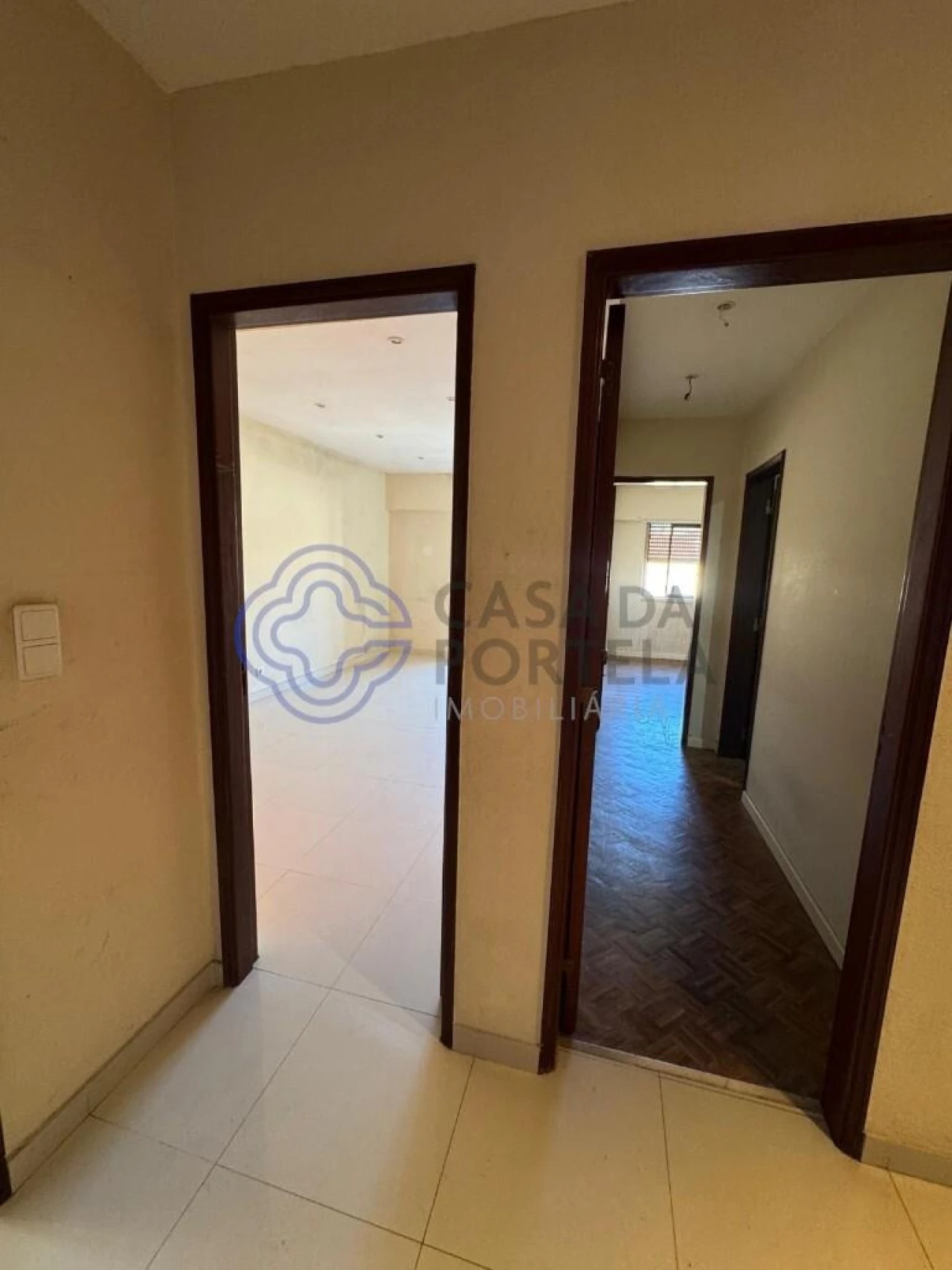Apartamento T1 para Venda em Agualva e Mira-Sintra Foto 24