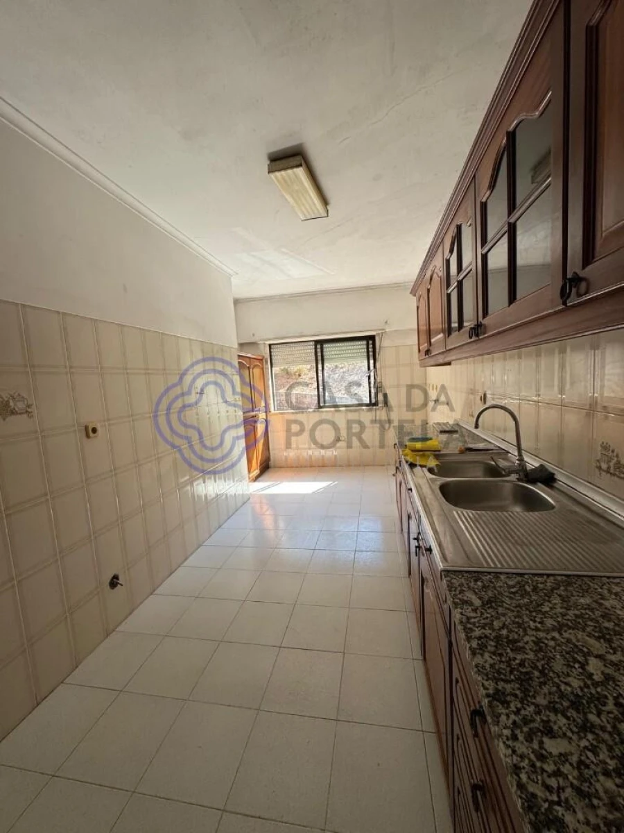 Apartamento T1 para Venda em Agualva e Mira-Sintra Foto 7