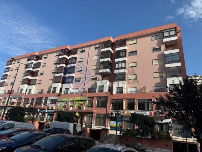 Apartamento T1 para Venda em Agualva e Mira-Sintra Foto 36