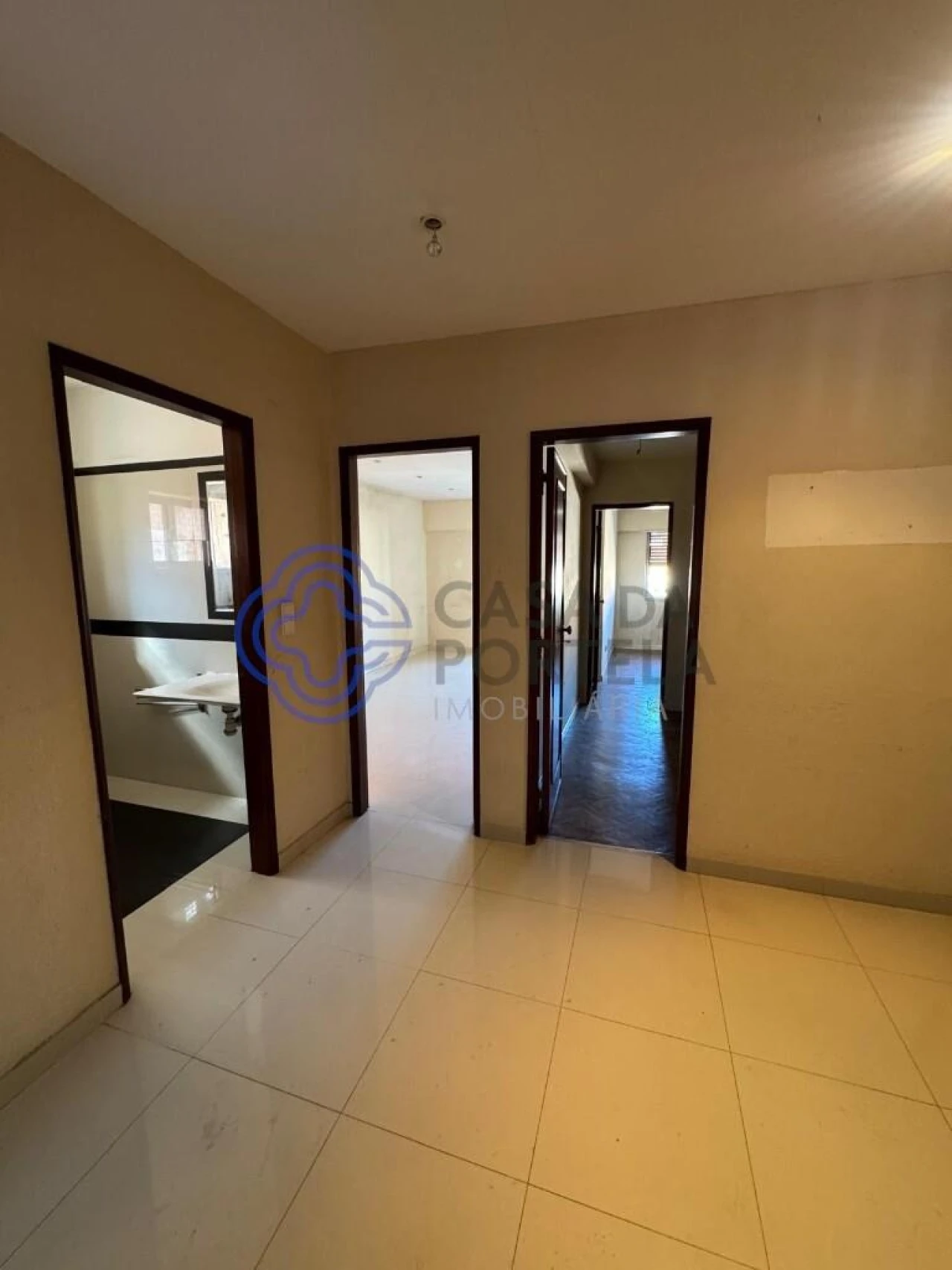 Apartamento T1 para Venda em Agualva e Mira-Sintra Foto 11