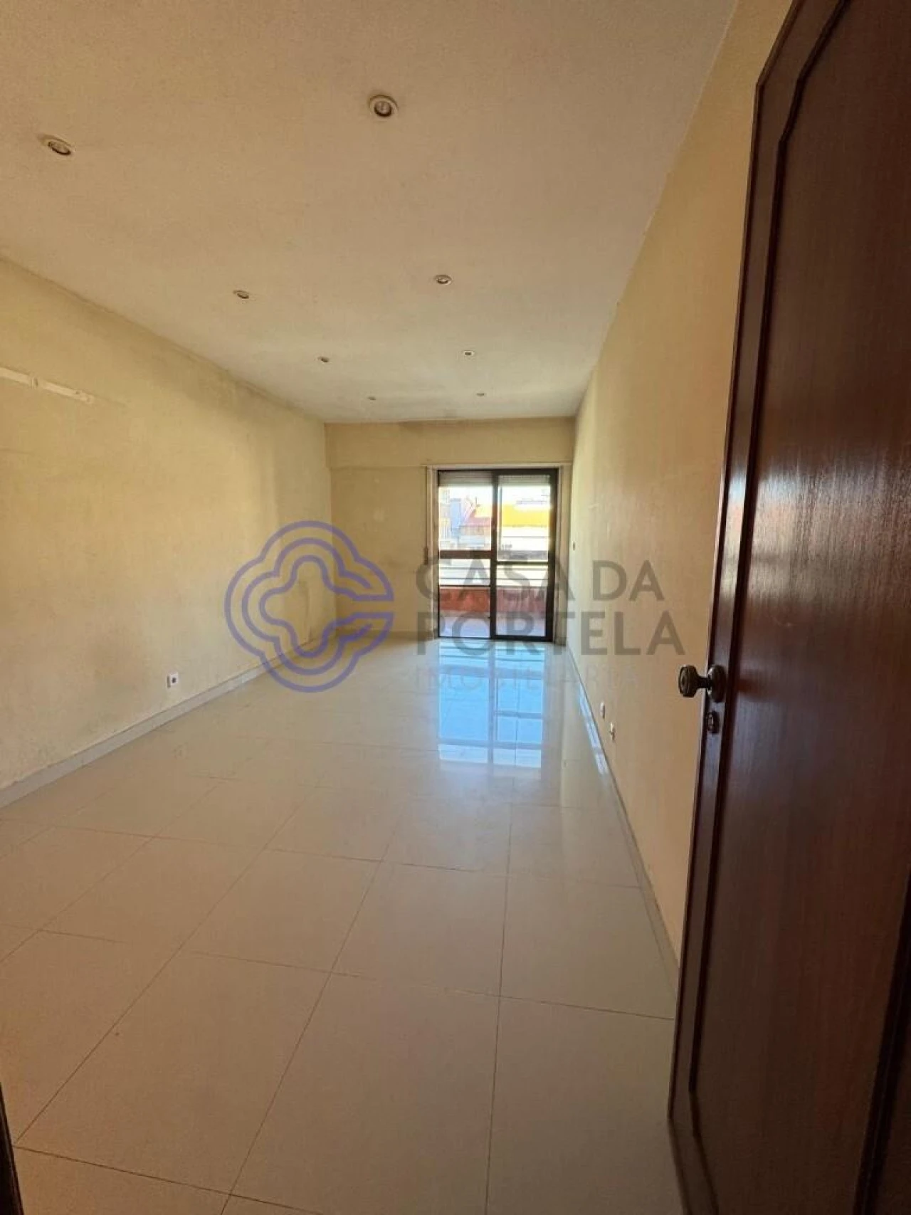 Apartamento T1 para Venda em Agualva e Mira-Sintra Foto 28