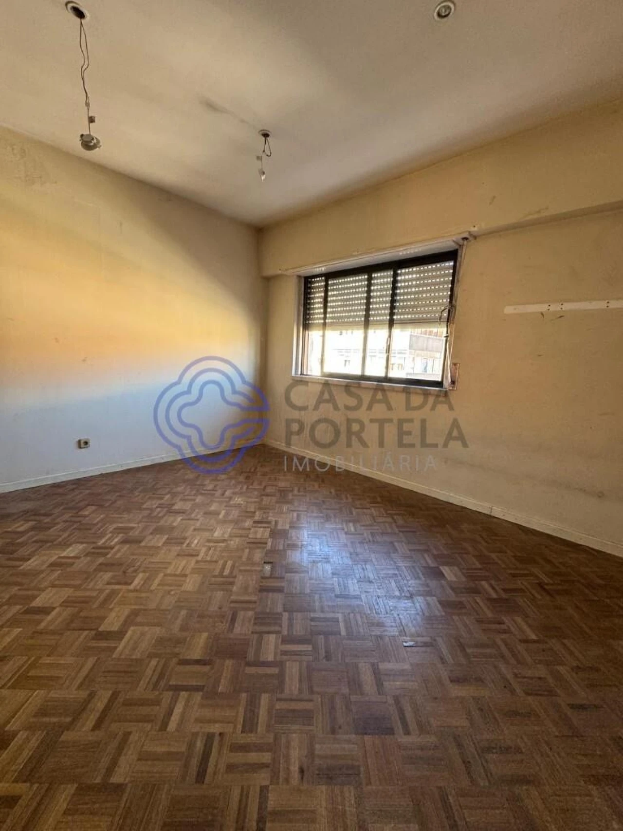 Apartamento T1 para Venda em Agualva e Mira-Sintra Foto 21