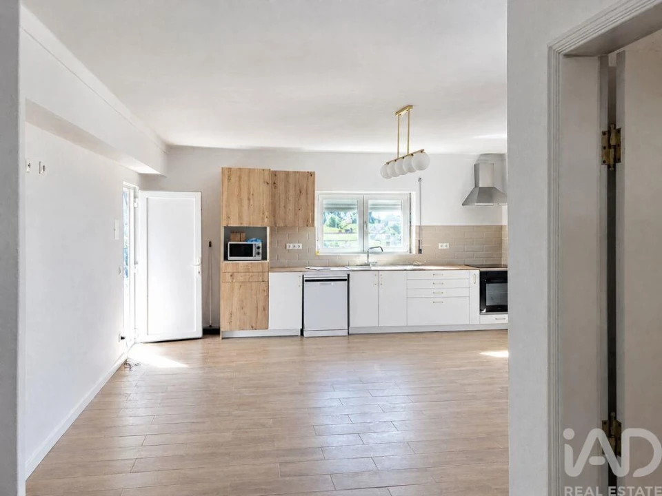 Apartamento T4 para Venda em Ansião Foto 5