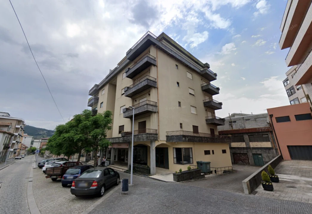 Apartamento T2 para Venda em Vila das Aves Foto 3