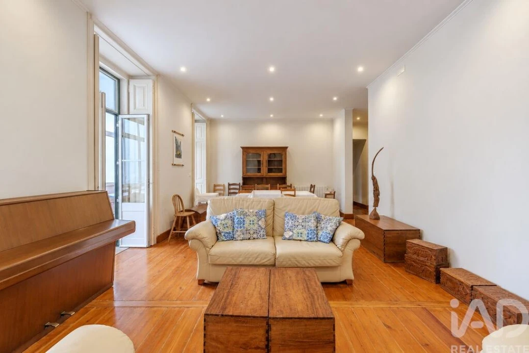 Apartamento T5 para Venda em Arroios Foto 2