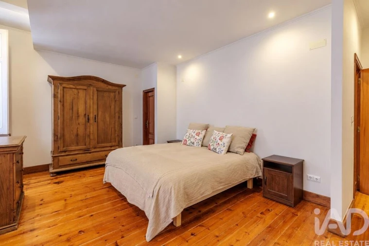 Apartamento T5 para Venda em Arroios Foto 30