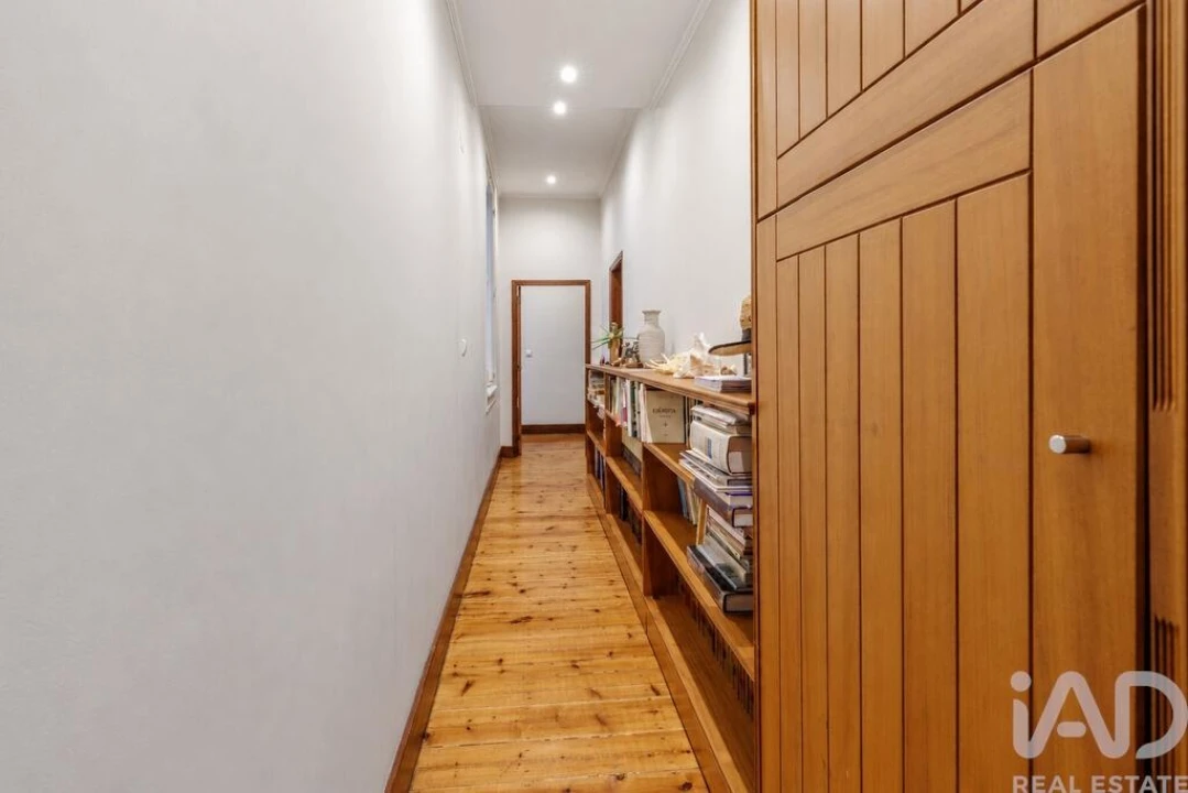 Apartamento T5 para Venda em Arroios Foto 14