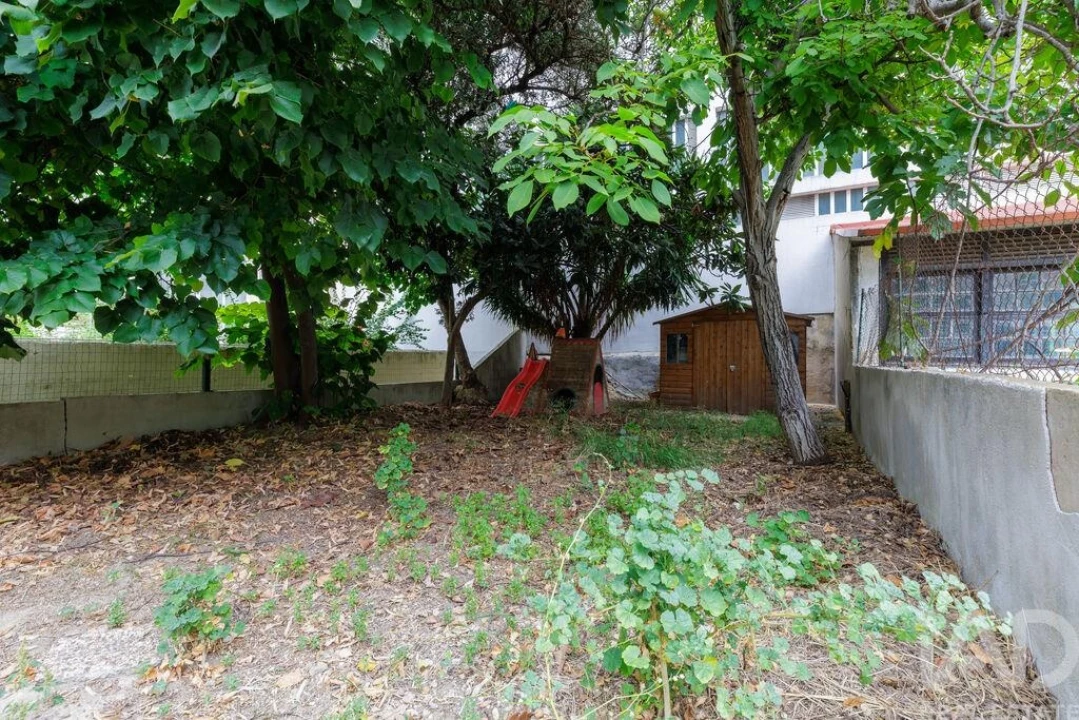 Apartamento T5 para Venda em Arroios Foto 8
