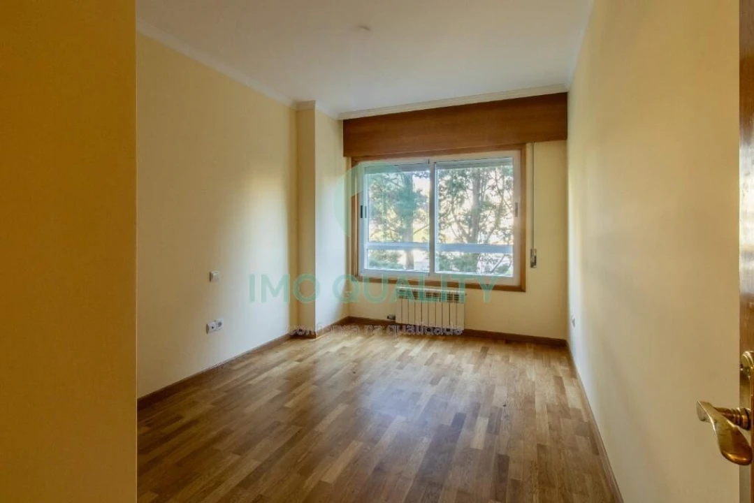 Apartamento T2 para Arrendamento em Lordelo do Ouro e Massarelos Foto 6