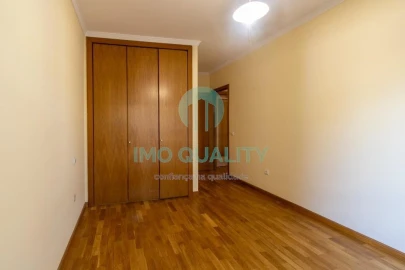 Apartamento T2 para Arrendamento em Lordelo do Ouro e Massarelos