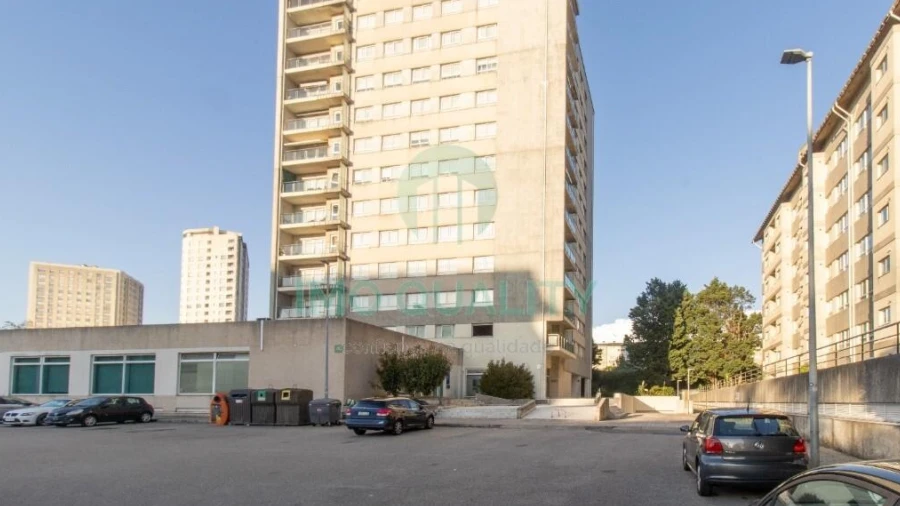 Apartamento T2 para Arrendamento em Lordelo do Ouro e Massarelos