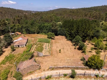 Terreno para Venda em Mouronho
