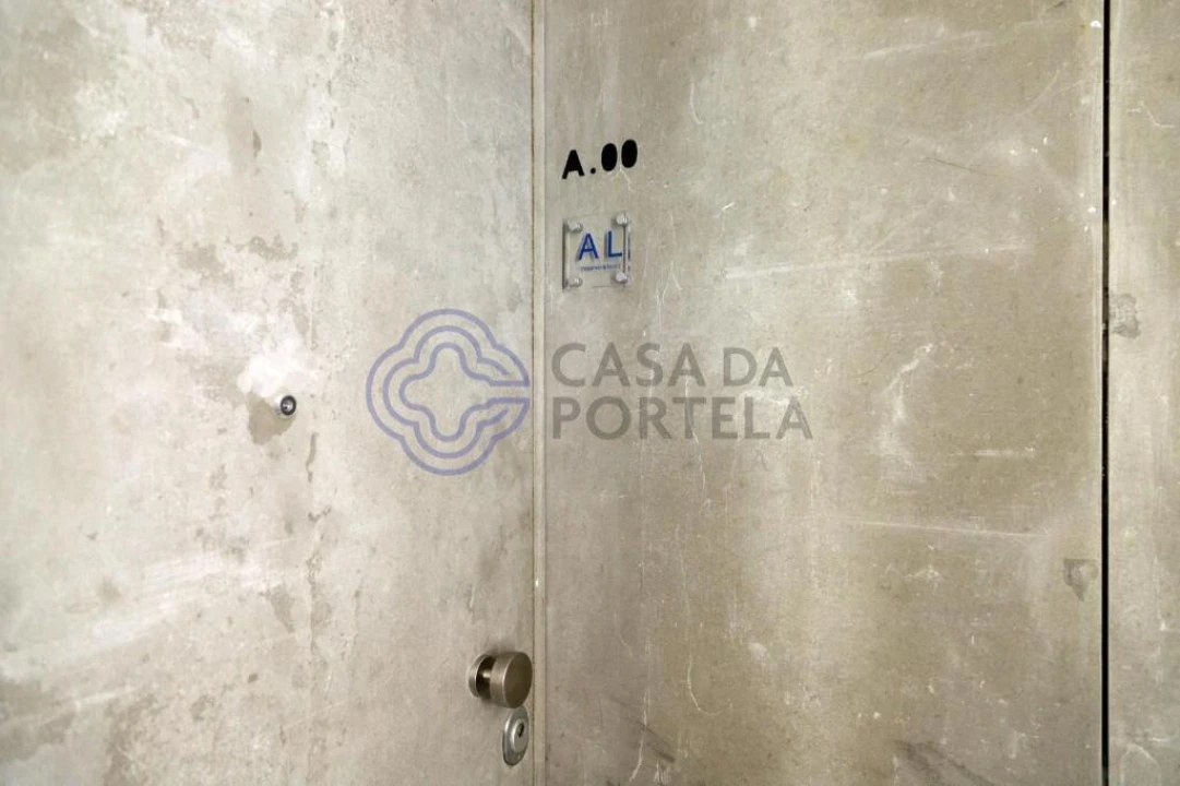 Apartamento T2 para Venda em Aldoar, Foz do Douro e Nevogilde Foto 2