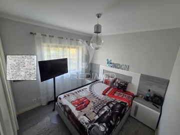 Apartamento T1 para Venda em Mafamude e Vilar do Paraíso
