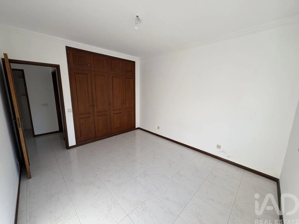 Apartamento T2 para Venda em Loule (São Clemente) Foto 5