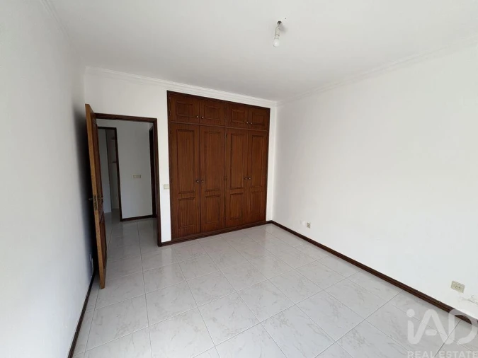 Apartamento T2 para Venda em Loule (São Clemente) Foto 4