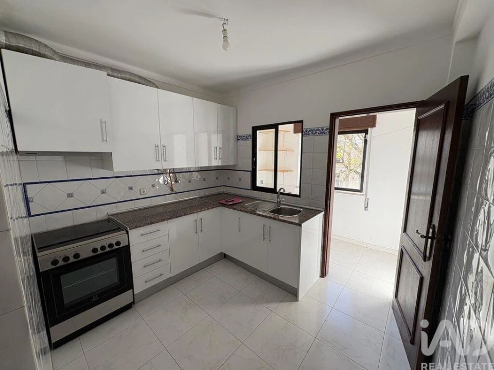 Apartamento T2 para Venda em Loule (São Clemente) Foto 11