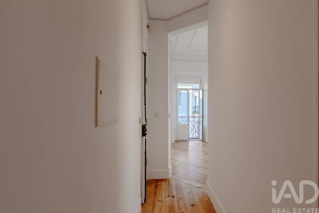 Apartamento T3 para Arrendamento em Penha de França Foto 7