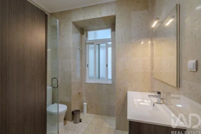 Apartamento T3 para Arrendamento em Penha de França