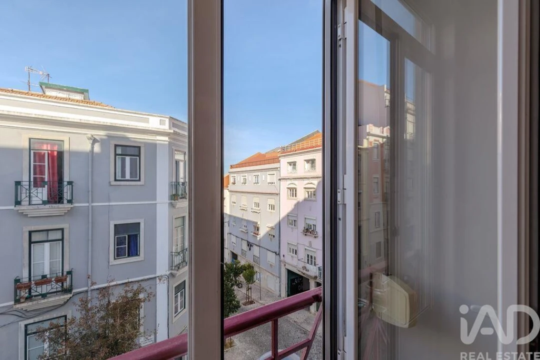 Apartamento T3 para Arrendamento em Penha de França Foto 27