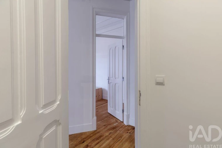 Apartamento T3 para Arrendamento em Penha de França Foto 20