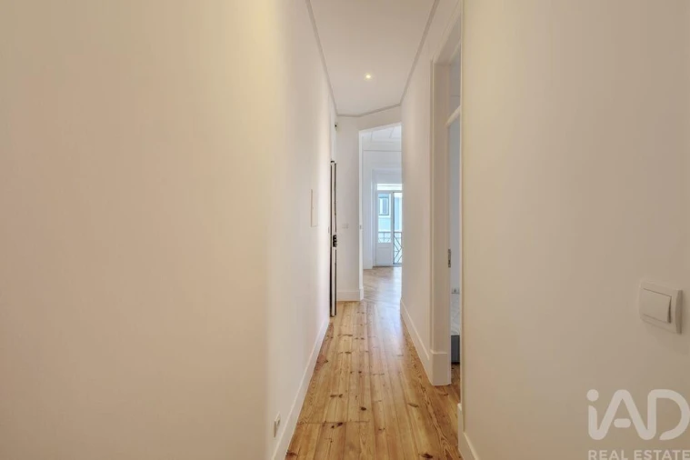 Apartamento T3 para Arrendamento em Penha de França Foto 14