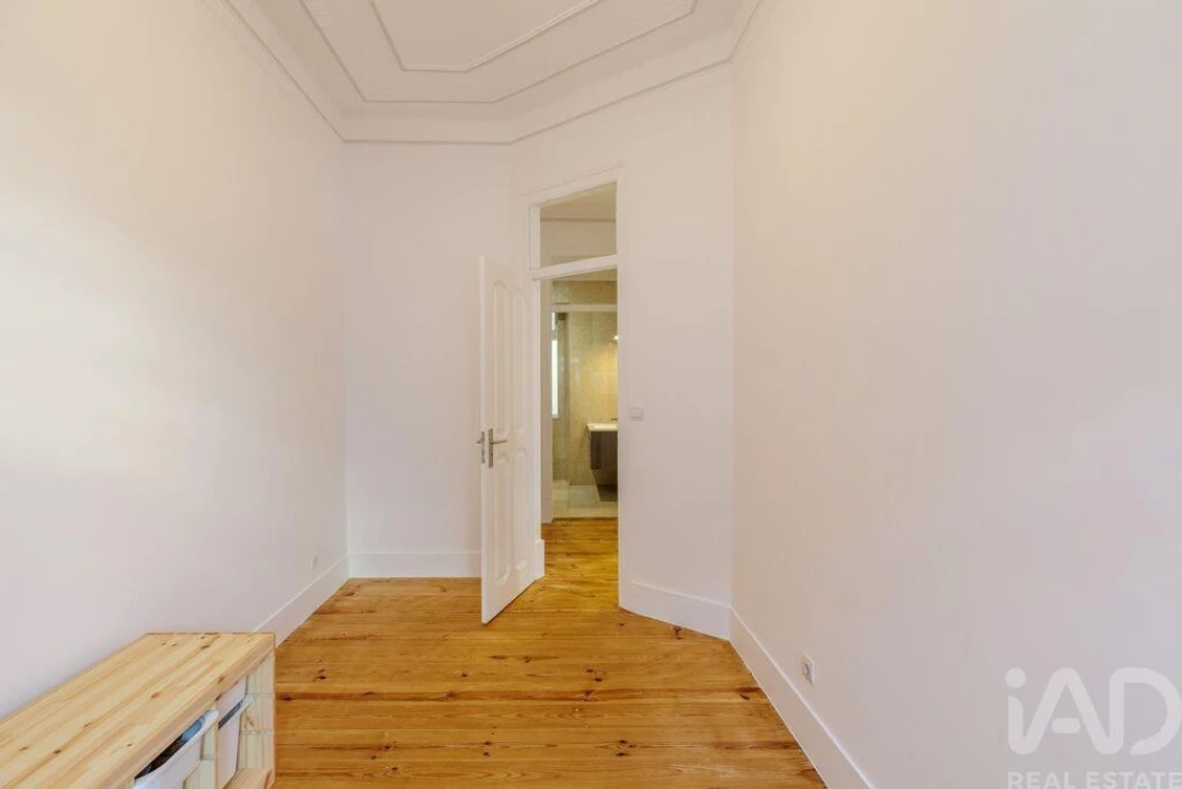Apartamento T3 para Arrendamento em Penha de França Foto 16